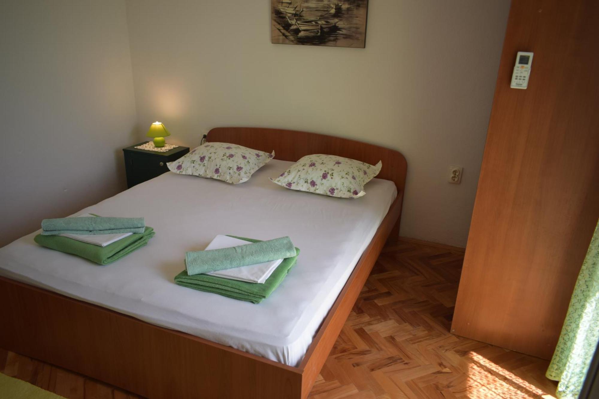 Apartment Antonella Макарска Екстериор снимка