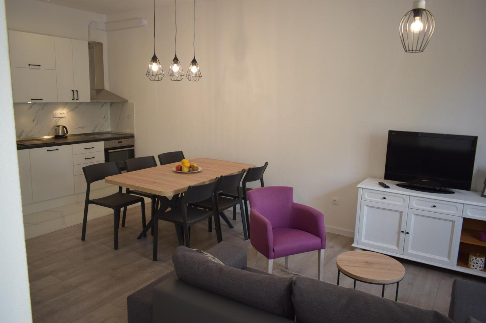 Apartment Antonella Макарска Екстериор снимка