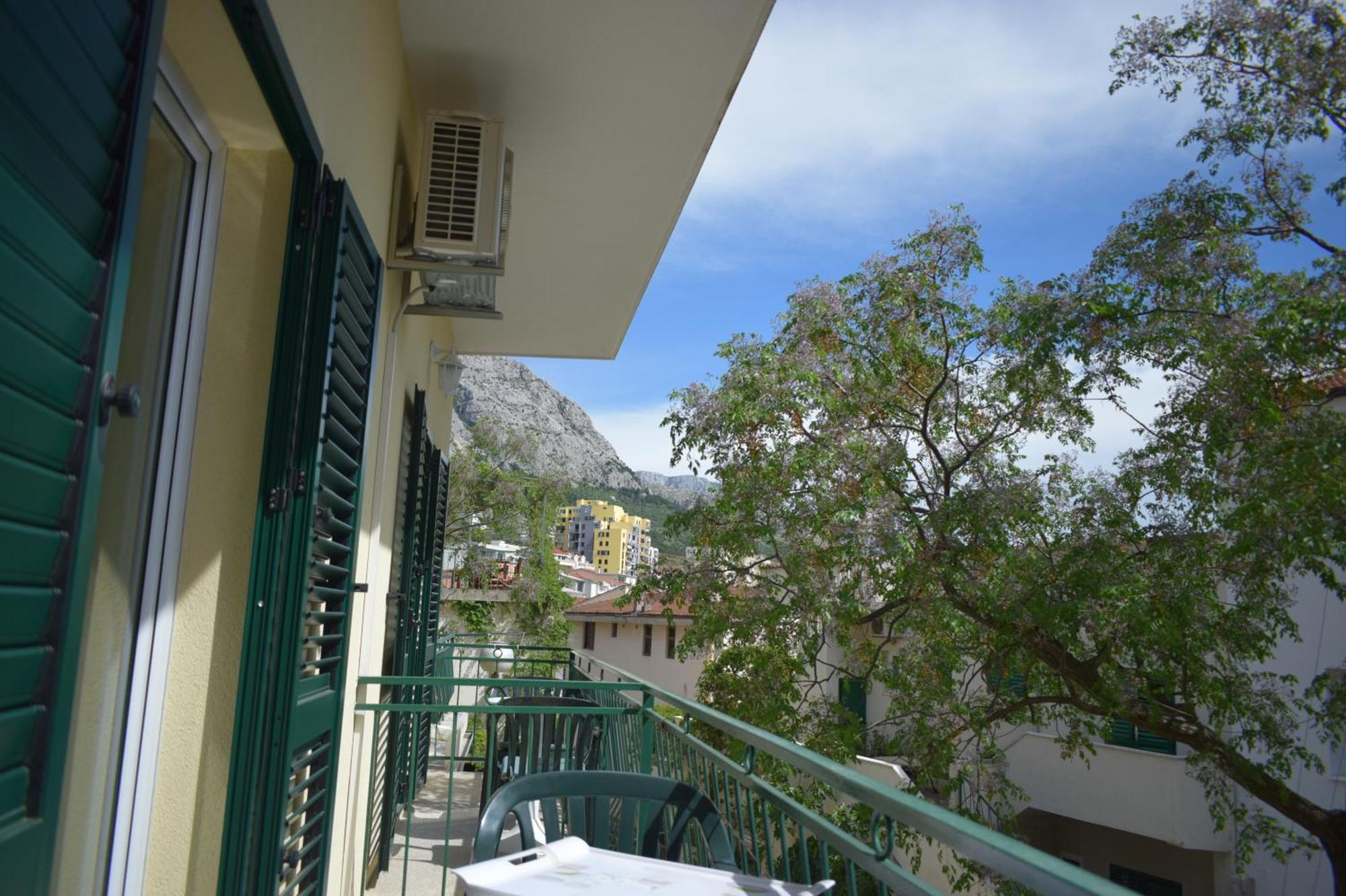 Apartment Antonella Макарска Екстериор снимка